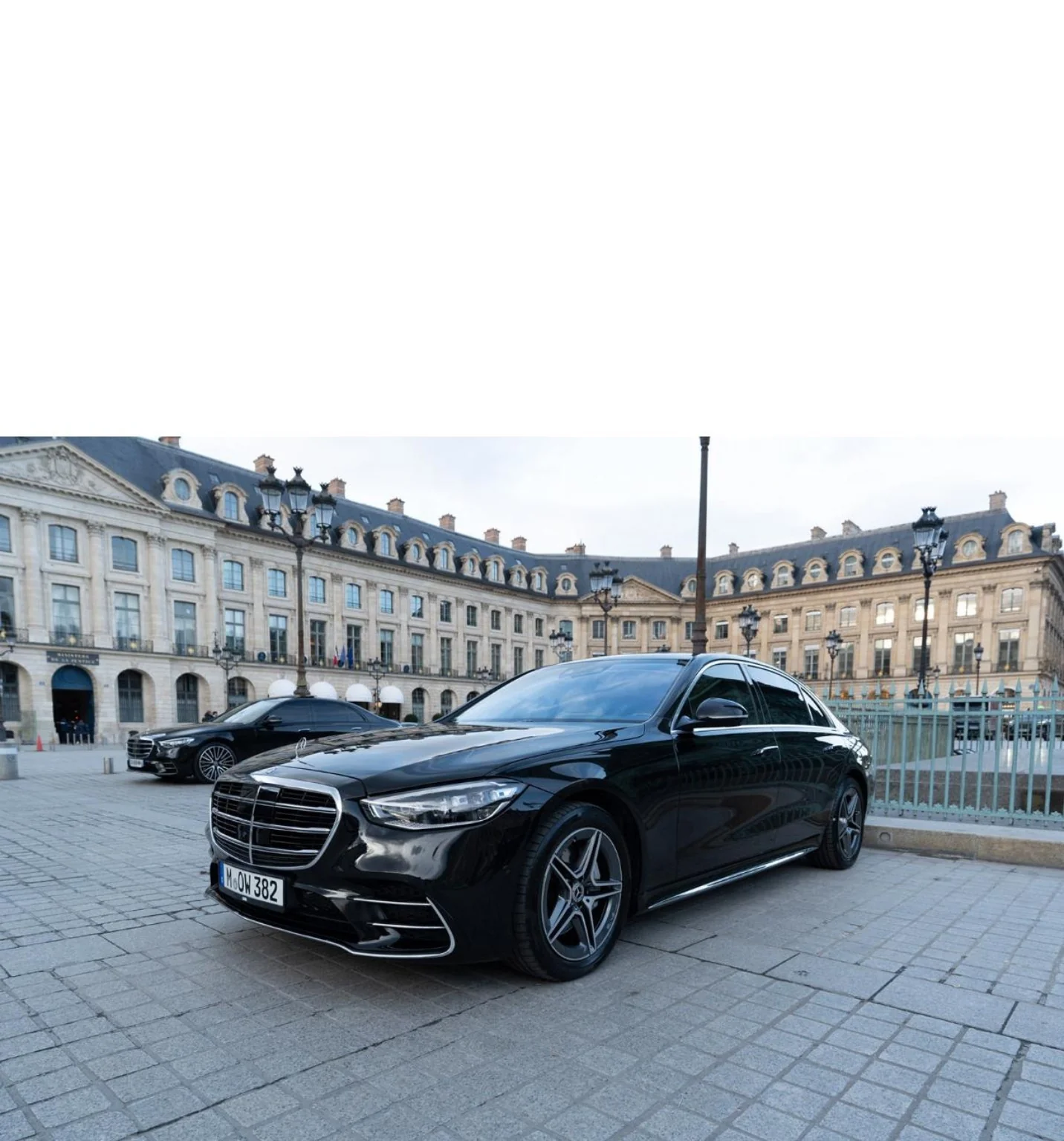 Mercedes Classe S — Place Vendôme